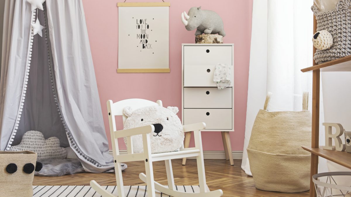 Jak zadbać o czyste powietrze w pokoju dziecka? Wybierz zdrową, roślinną farbę Baby Paint BIO