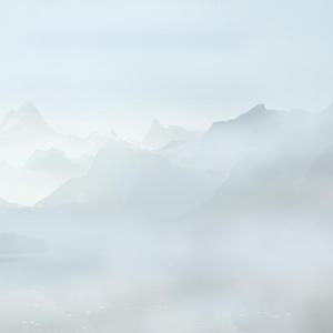 Jeger Tapeta na wymiar Mountains